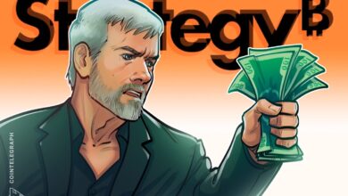 Michael Saylor’s Strategy halts Bitcoin buys despite dip below K