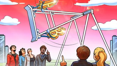 Bitcoin in ‘critical zone’ as triple breakout meets .5K support battle