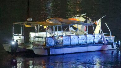 One dead and several injured after Florida boat crashes into ferry