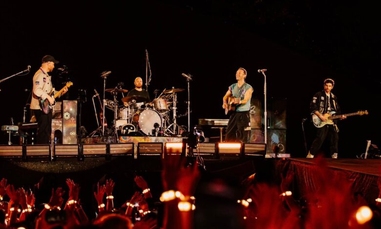 Coldplay draws 200,000 fans as Hong Kong bets big on concert tourism boost Coldplay draws 200,000 fans as Hong Kong bets big on concert tourism boost