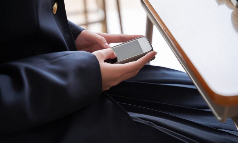 Last year, St Albans primary schools banned smartphones. This is what happened Last year, St Albans primary schools banned smartphones. This is what happened