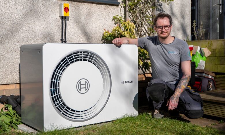 Scheme to give heating engineers free heat pumps ‘boosts confidence’ in the tech Scheme to give heating engineers free heat pumps ‘boosts confidence’ in the tech