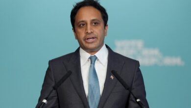 Reform UK chairman Zia Yusuf resigns as civil war in party deepens