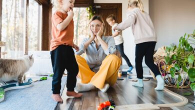 How to help Mom lighten the mental load from household tasks