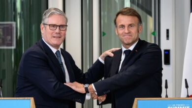 Starmer’s small boats return deal a ‘publicity stunt’ that won’t win back voters, top pollsters warn