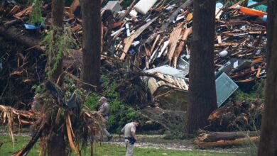 Texas flooding latest: At least 104 dead as search for victims continues amid new weather warnings