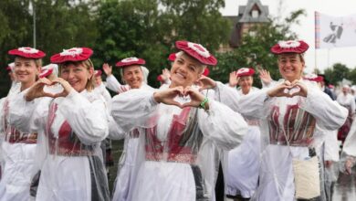 Thousands of voices unite in song at traditional choir festival celebrating Estonia’s culture