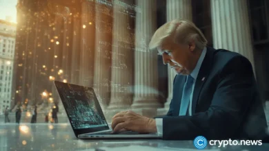 3 memecoins to buy as Trump eyes Fed rate cuts in Sept 2025